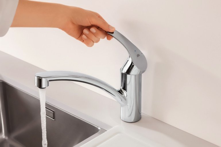 Single lever tap