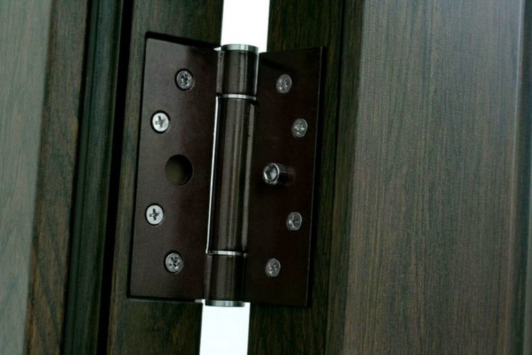 Door hinge grease