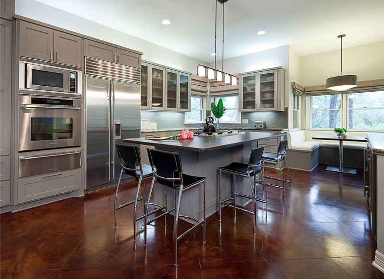 Contemporary style kitchen