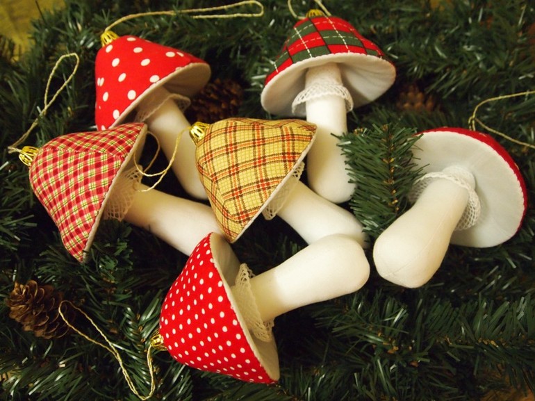 Amanita on Christmas tree