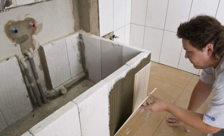 How to tile a bathtub