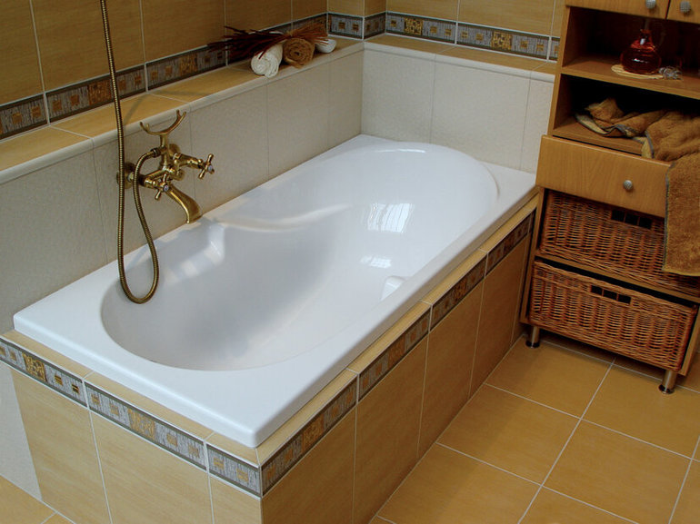  how to tile a bath