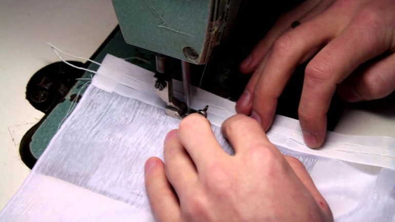 Sewing a narrow braid