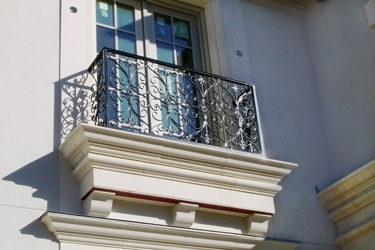 French balcony in the apartment